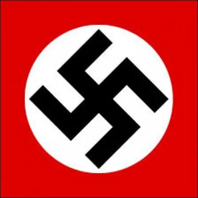 Quelle personne &eacute;tait chef du mouvement nazi avec Adolf Hitler ?