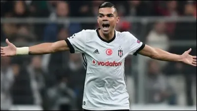 De quel pays est-il originaire ?