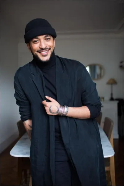 Combien Slimane mesure-t-il ?