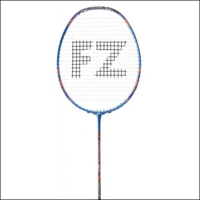 Quelle est la marque de cette raquette de badminton ?