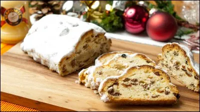 Origine : Allemagne, France (Alsace, Lorraine)Constitution : farine, eau, levure, huile, &eacute;pices, rhum, fruits confits, sucre glace.