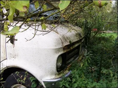 Un fourgon cette fois ! De quelle marque est-il ?