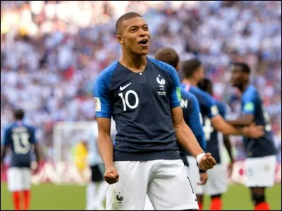 Quel âge Kylian Mbappé a-t-il ? (août 2018)