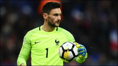 Hugo Lloris est le capitaine de l'équipe de France.