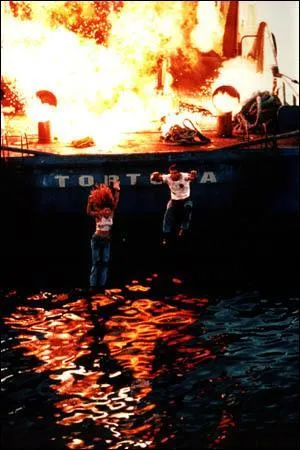 Quel clbre top model a tenu un premier rle dans le nanar 'Fair Game' ?