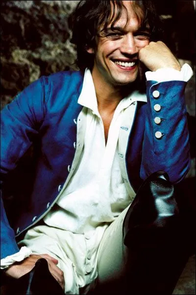 Quelle actrice espagnole joue aux cts de Vincent Perez dans la dernire version de 'Fanfan la Tulipe' ?