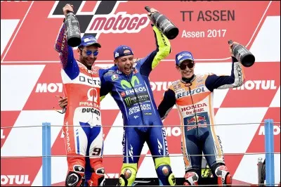 Valentino Rossi fait...