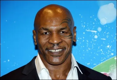 Mike Tyson fait...