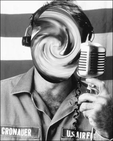 Qui entendait-on crier en 1987 'Good Morning Vietnam ! ' ?