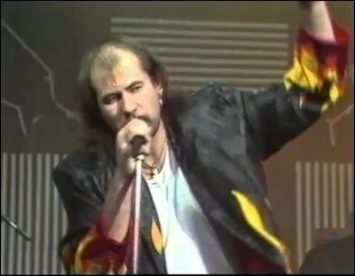 Quel métier exerçait Fish avant d'être le chanteur du groupe ?