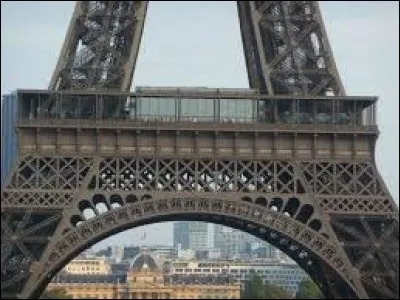 Hey, c'est toi qui habite au premier étage ?