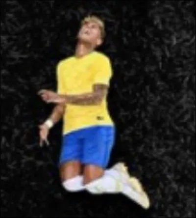Quelle lettre Neymar a-t-il prise comme apparence ?