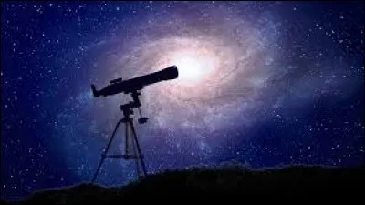 Lesquelles de ces phrases sur l'astronomie sont fausses ?