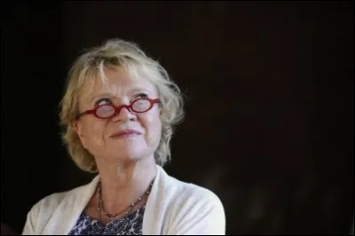 Cette norvégienne d'un milieu modeste (3ème au concours de Miss Norvège à 18 ans) a réussi le prodige, arrivée en France, d'y faire des petits boulots durant ses études de droits (Licence et DEA) et de réussir le concours de la magistrature. Dans la liste, quelle est la grosse affaire qu'elle a instruite ?