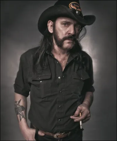 Depuis ses 40 ans, que faisait Lemmy tous les jours ?