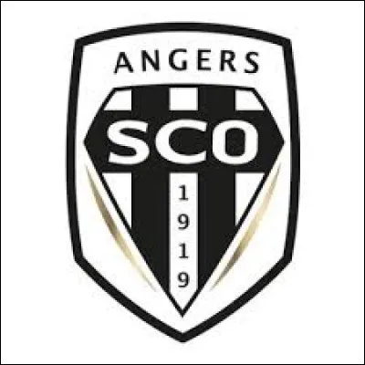 Quelle légende du foot français, ayant joué à Angers SCO, est décédé dans cette même ville en 2016 ?