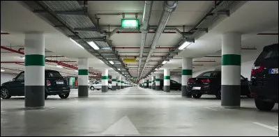 Ce parking est li&eacute; &agrave; son clip ...