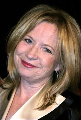 Debra Jo Rupp (Alice) faisait partie du casting d'une srie. Quel tait son titre ?