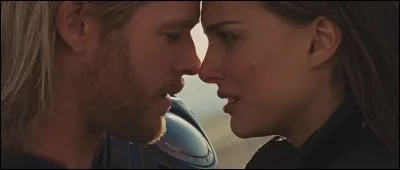 [Thor 1]

Combien de fois Thor se fait-il percuter par la camionnette de Jane ?