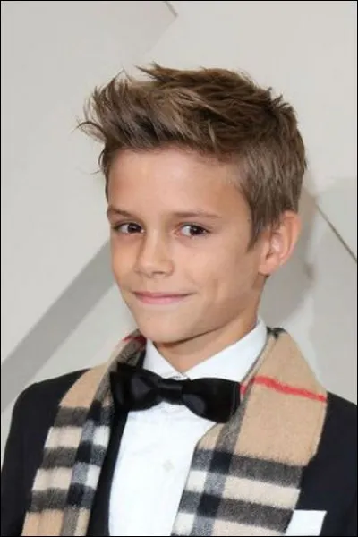 Que signifie la phrase " è un bravo ragazzo " ?