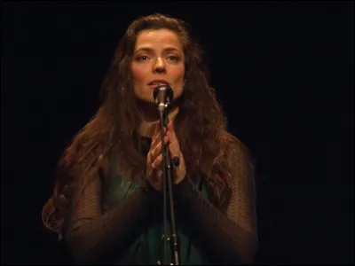 Qui est cette chanteuse ?