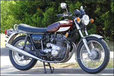 Quels sont la marque et le mod&egrave;le de cette moto de 1975 ?