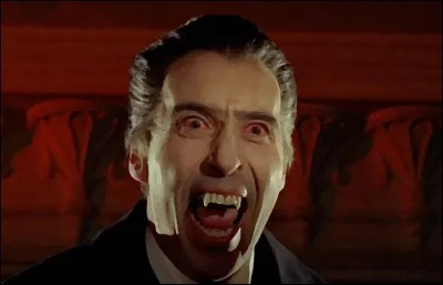 Qui est l'auteur du célèbre roman "Dracula" ?