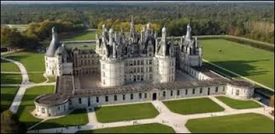 Quel est le plus vaste des châteaux de la Loire ?