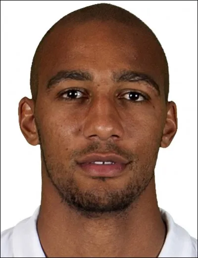 Devine le prénom de Nzonzi