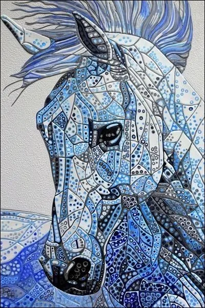 De quelle couleur est un cheval pie ?