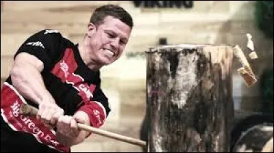 Quelle est la nationalité du nouveau champion du monde ?