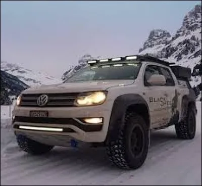Quelle marque de voiture sponsorise ce championnat du monde de bucheronnage sportif 2018 ?