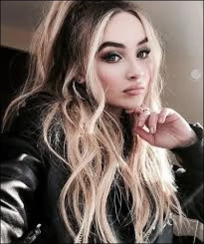 Qui est cette belle actrice ?