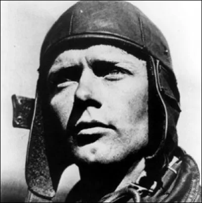 Comment s'appelait l'avion de Charles Lindbergh ?