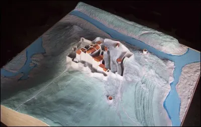 La rivi&egrave;re qui conflue avec l'Ard&egrave;che au pied du ch&acirc;teau est...