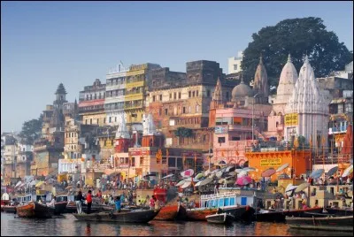 Aga, surnommée la Ville rose, est une ville indienne touristique.