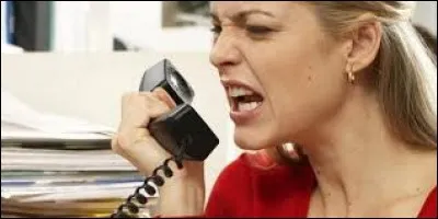 Aïe, j'ai dix-neuf appels manqués de ma ...