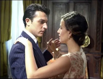 Quel héros d'un roman de Louis Aragon est amoureux de Bérénice ?