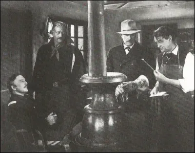 Qui est le r&eacute;alisateur de "la Charge h&eacute;ro&iuml;que" avec John Wayne ?