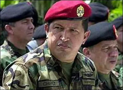 Autour de quel chef d'Etat les pays d'Amérique latine vont-ils se regrouper pour limiter l'influence américaine ?