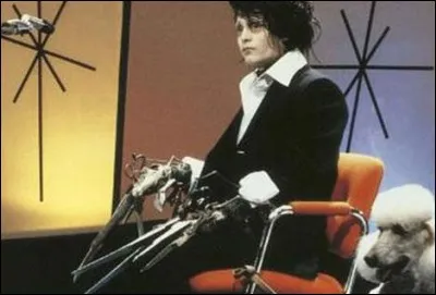 Quelle preuve Kim évoque-t-il pour faire croire à tout le monde qu'Edward est mort ?