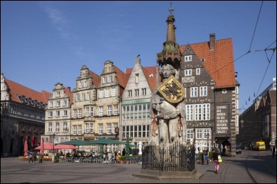 De quel pays Brême est-elle une ville ?