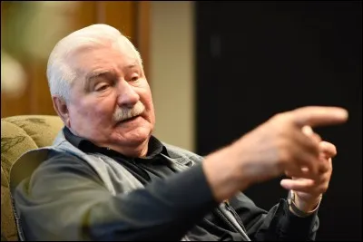 En 1983, le polonais Lech Walesa reçoit le prix Nobel de la paix.