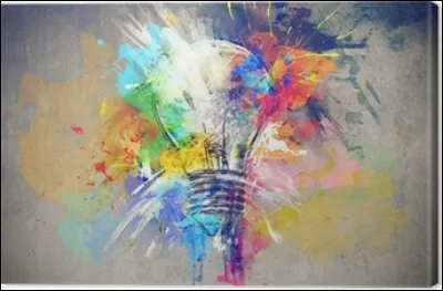 Elle est grise certes, tout comme un chat quand tombe la nuit et que tout devient très sombre, mais par réflexion, elle peut nous faire briller. Elle est...