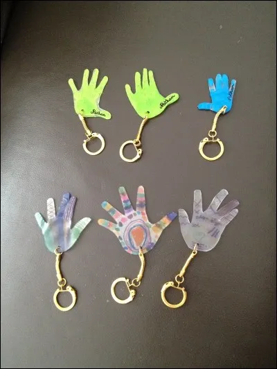 Y a-t-il une diff&eacute;rence entre le plastique magique et plastique fou ?