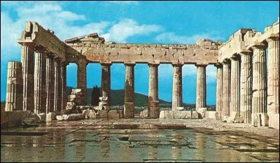 Quelle est la signification du mot "Parthénon" ?