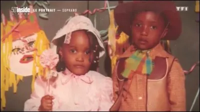 Quels sont les prénoms de ses surs ?