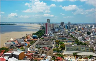 C'est la plus importante ville et le premier centre économique de l'Equateur. C'est :