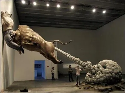 Qui a sculpt cette explosive scne ?