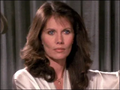 Qui est "Octopussy", personnage mystérieux à la tête d'un gang qui, finalement, aide Bond, dans le film du même nom ?